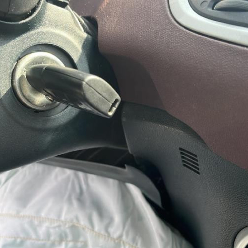 Boite a gants FORD FIESTA 6 Photo n°9