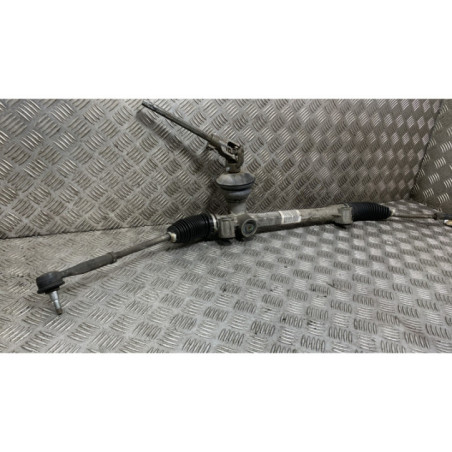 Cremaillere assistee OPEL CORSA E Photo n°1