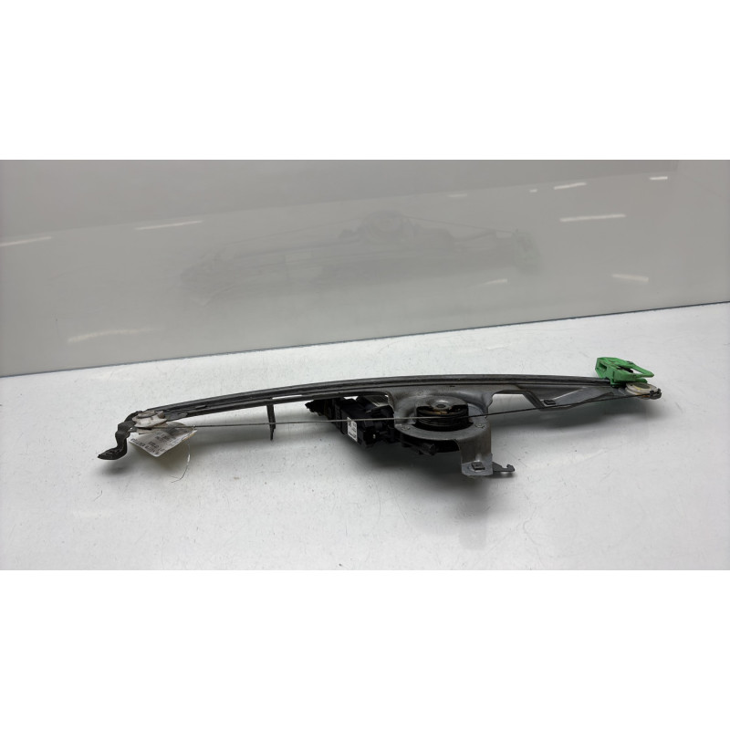 Leve vitre electrique avant droit RENAULT SCENIC 2 Photo n°6