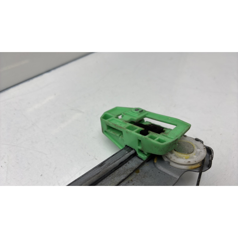 Leve vitre electrique avant droit RENAULT SCENIC 2 Photo n°7