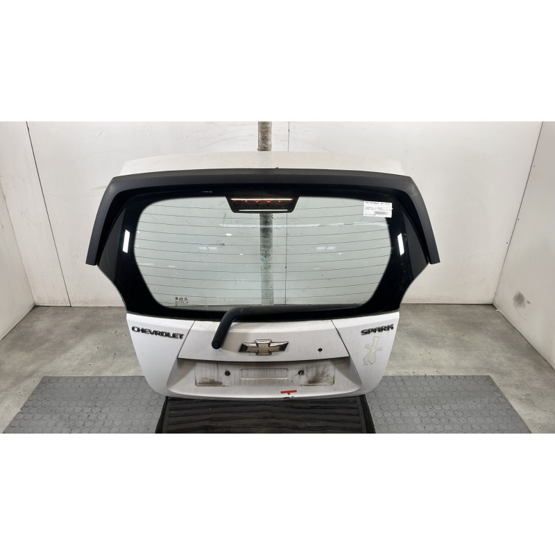 Malle/Hayon arriere CHEVROLET SPARK Photo n°1