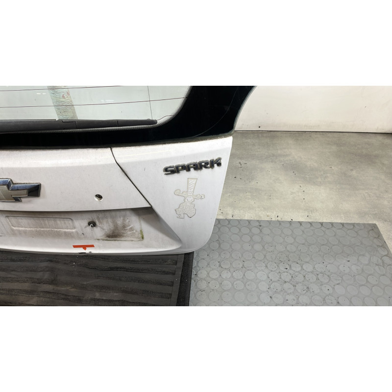 Malle/Hayon arriere CHEVROLET SPARK Photo n°7