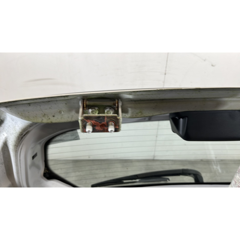 Malle/Hayon arriere CHEVROLET SPARK Photo n°9