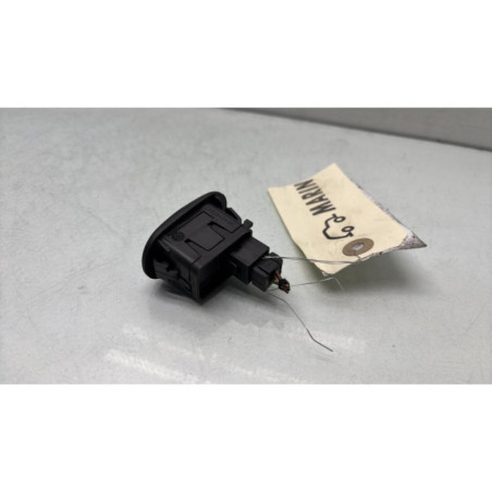 Interrupteur de leve vitre avant droit PEUGEOT 1007