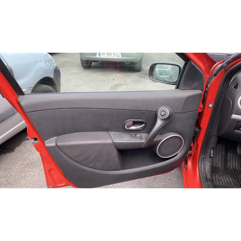 Interrupteur de leve vitre avant gauche RENAULT CLIO 3 Photo n°15