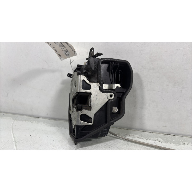 Serrure arriere droit BMW SERIE 1 E87 Photo n°2