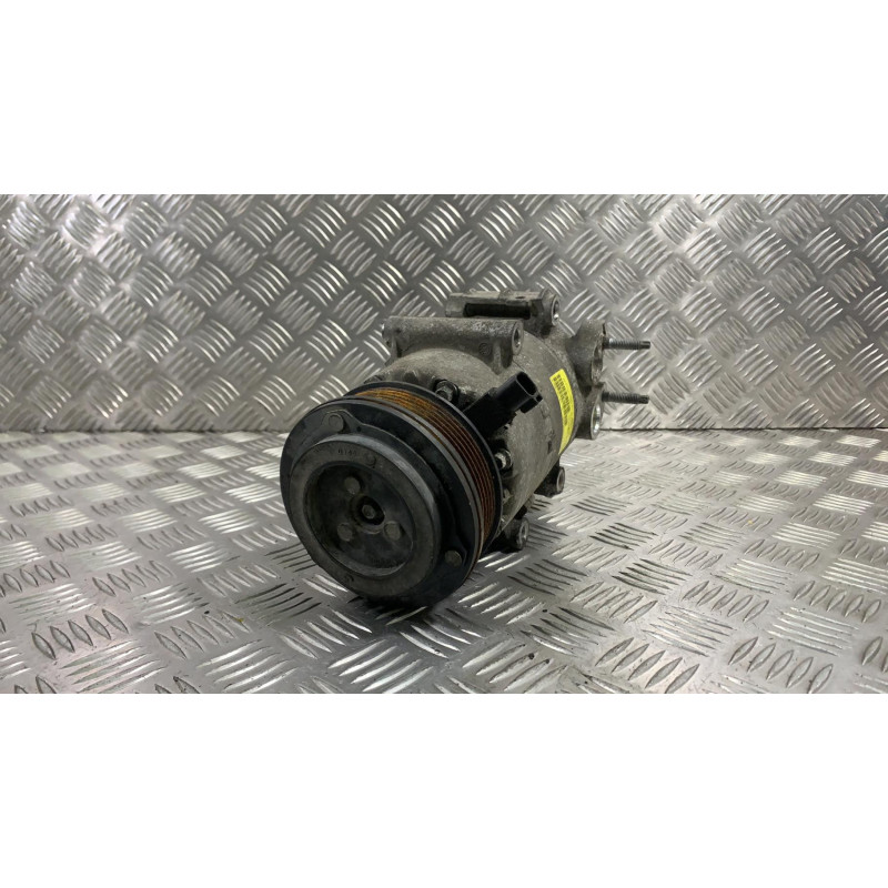 Compresseur clim FORD FOCUS 3 Photo n°6