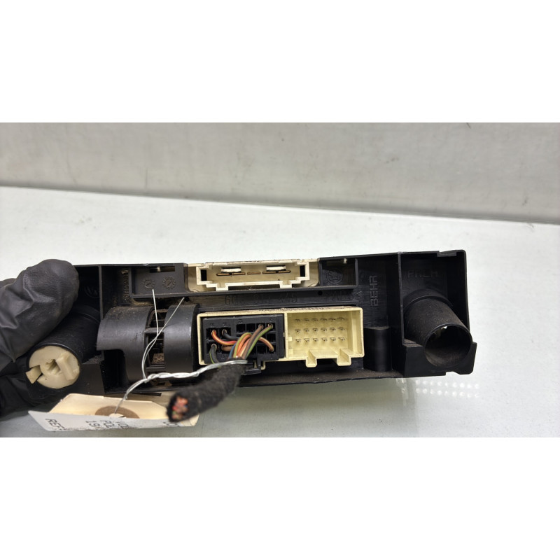 Commande chauffage VOLKSWAGEN POLO 4 Photo n°3