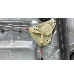 Leve vitre electrique avant droit VOLKSWAGEN POLO 4