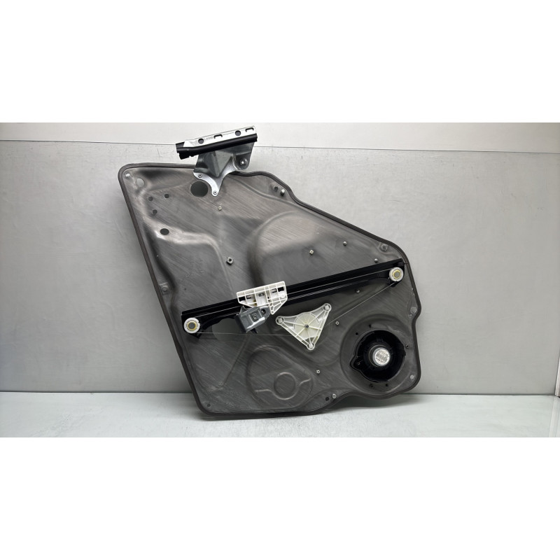 Leve vitre electrique arriere gauche MERCEDES CLASSE A 169 Photo n°3