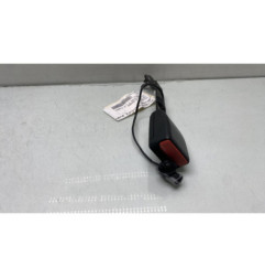 Attache ceinture avant gauche RENAULT CAPTUR 1