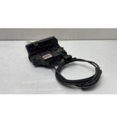 Serrure avant droit OPEL CORSA D