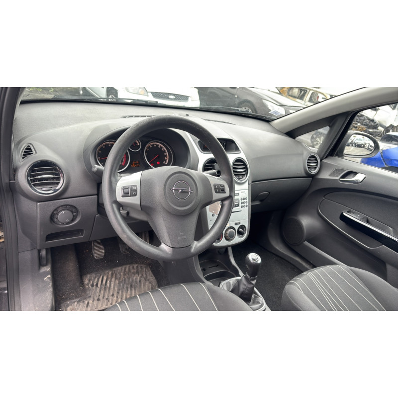 Serrure avant droit OPEL CORSA D Photo n°15