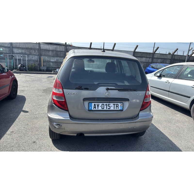 Vitre avant droit MERCEDES CLASSE A 169 Photo n°9