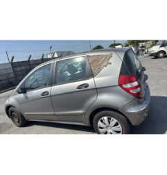 Feu arriere stop central MERCEDES CLASSE A 169
