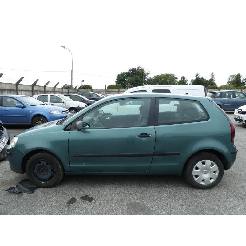 Charniere de capot VOLKSWAGEN POLO 4 Photo n°19