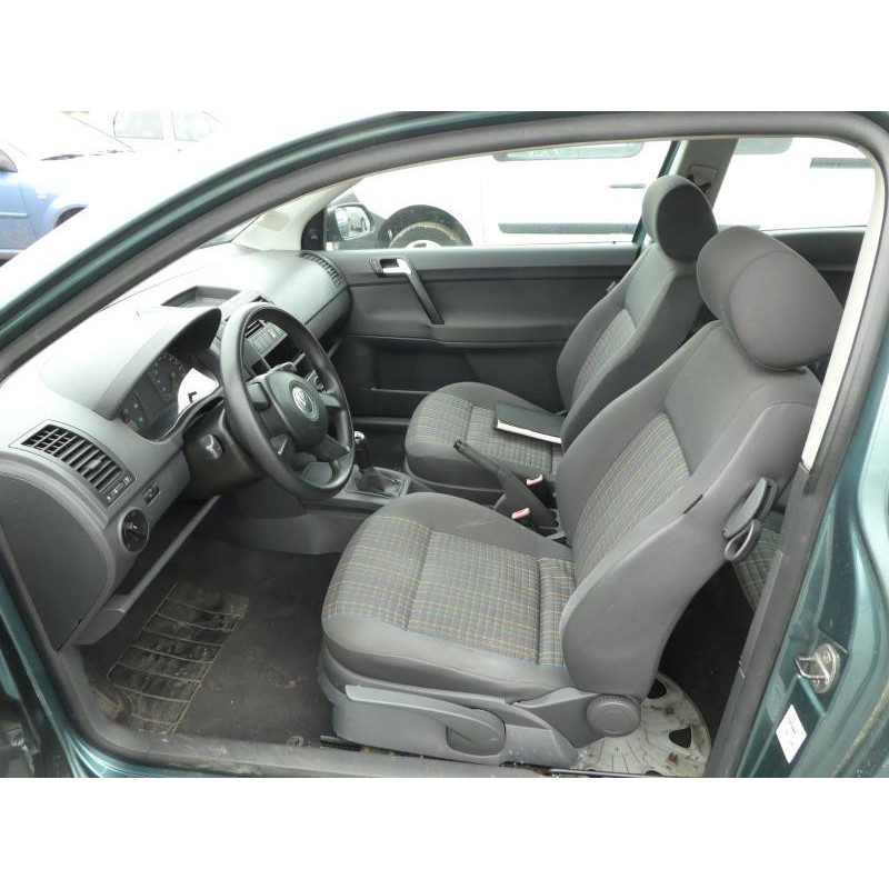 Charniere de capot VOLKSWAGEN POLO 4 Photo n°20