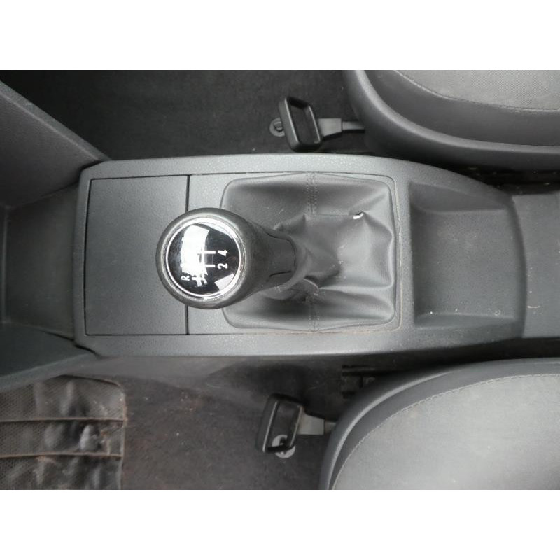Charniere de capot VOLKSWAGEN POLO 4 Photo n°21