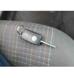 Charniere de capot VOLKSWAGEN POLO 4