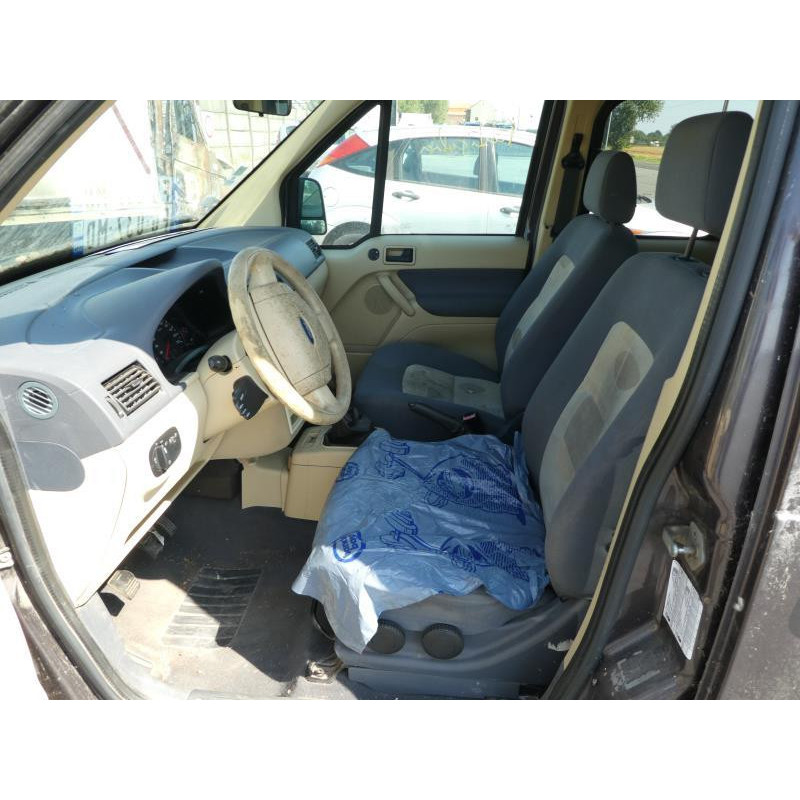 Compresseur clim FORD TOURNEO CONNECT 1 Photo n°13
