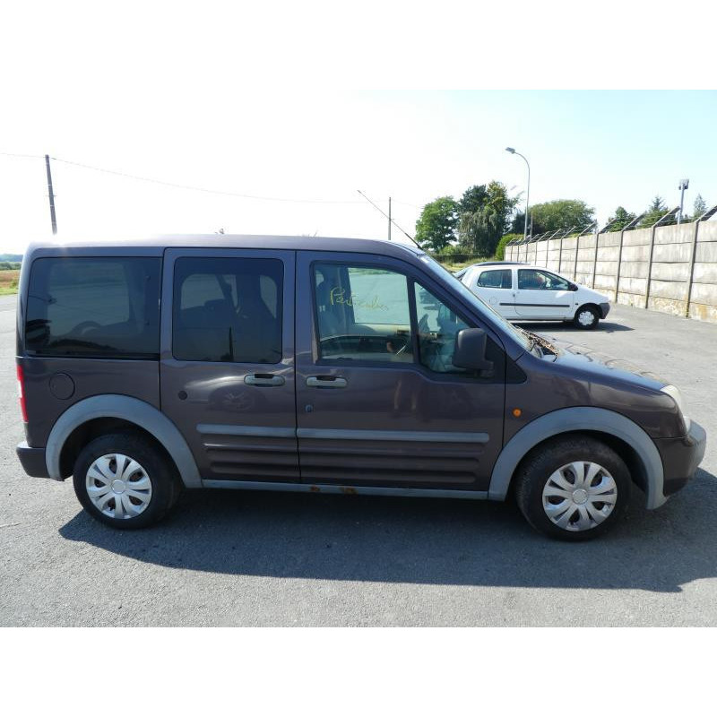Compresseur clim FORD TOURNEO CONNECT 1 Photo n°21