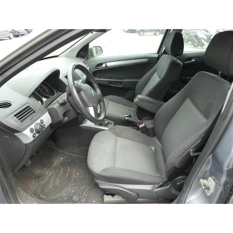 Charniere de capot OPEL ASTRA H Photo n°19
