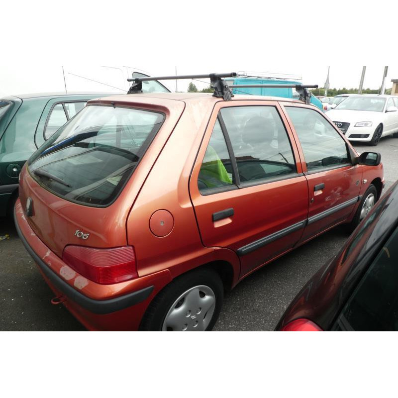 Leve vitre mecanique arriere gauche PEUGEOT 106 Photo n°13