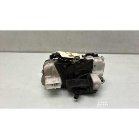 Serrure avant gauche PEUGEOT 607
