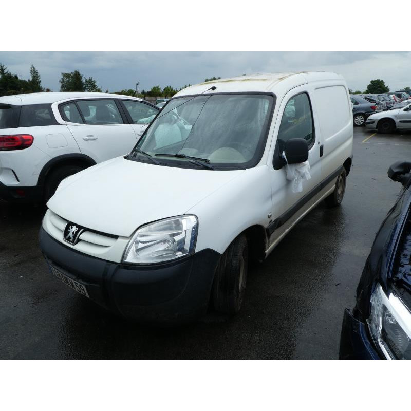 Pare choc arriere PEUGEOT PARTNER 1 Photo n°25