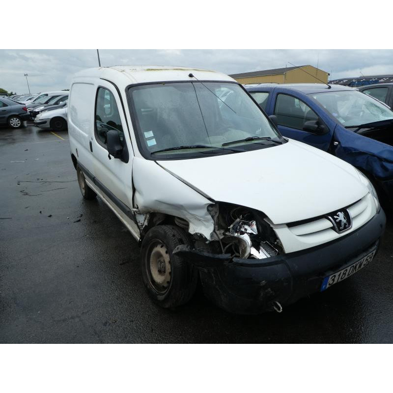 Pare choc arriere PEUGEOT PARTNER 1 Photo n°33
