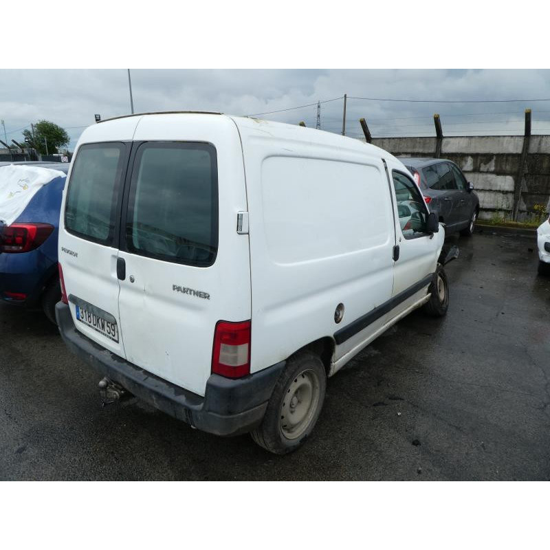 Pare choc arriere PEUGEOT PARTNER 1 Photo n°34
