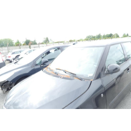 Charniere de capot SKODA FABIA 2