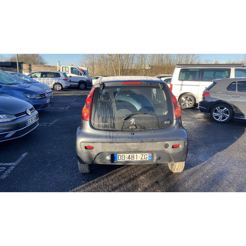 Interrupteur de leve vitre avant droit PEUGEOT 107 Photo n°8