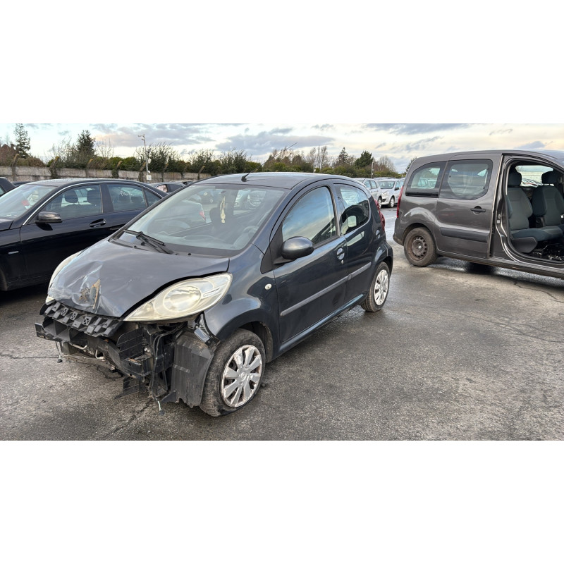 Interrupteur de leve vitre avant droit PEUGEOT 107 Photo n°15