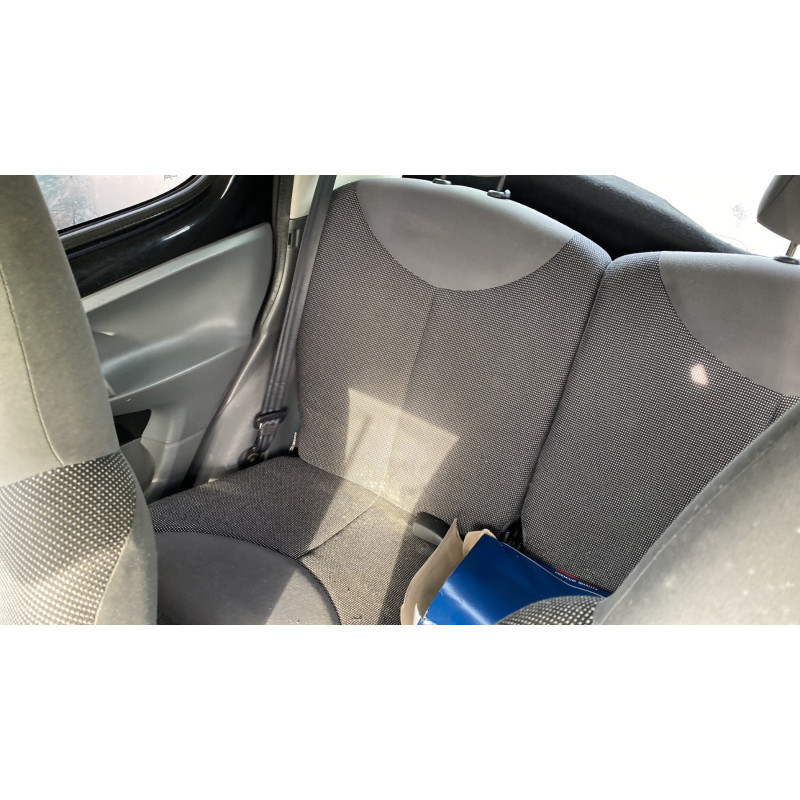 Interrupteur de leve vitre avant droit PEUGEOT 107 Photo n°16