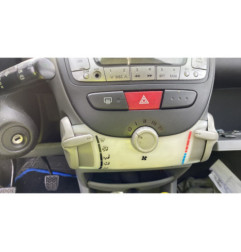 Interrupteur de leve vitre avant droit PEUGEOT 107