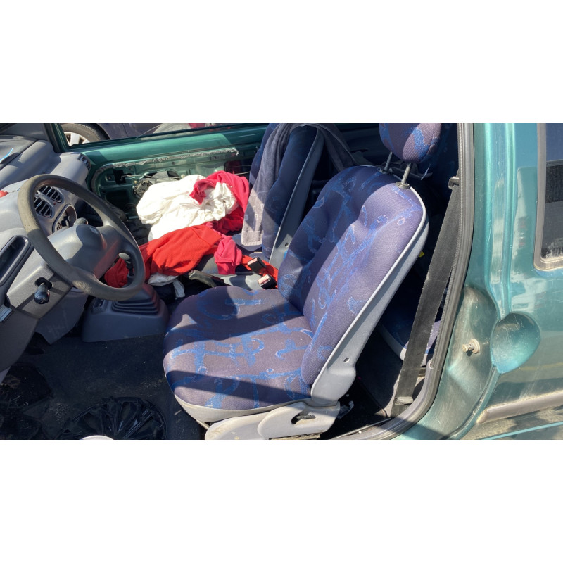 Porte avant droit RENAULT TWINGO 1 Photo n°15