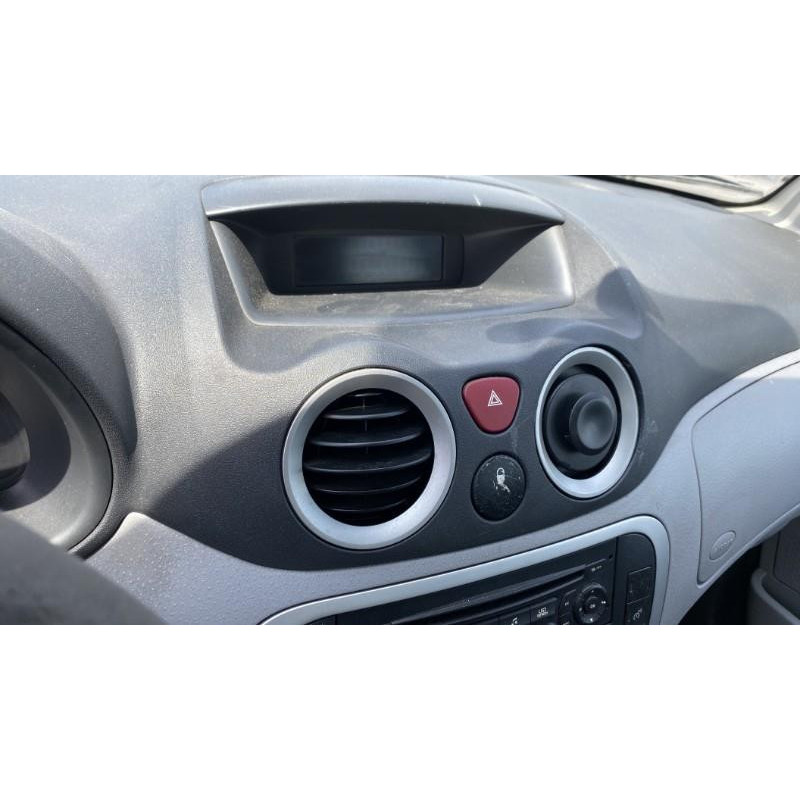 Capot CITROEN C3 1 Photo n°18