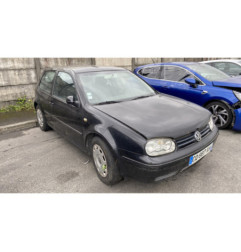 Vitre avant droit VOLKSWAGEN GOLF 4
