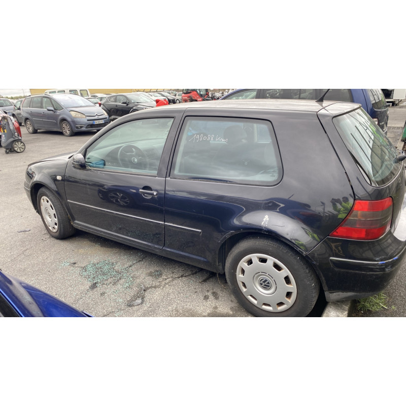 Vitre avant droit VOLKSWAGEN GOLF 4 Photo n°10