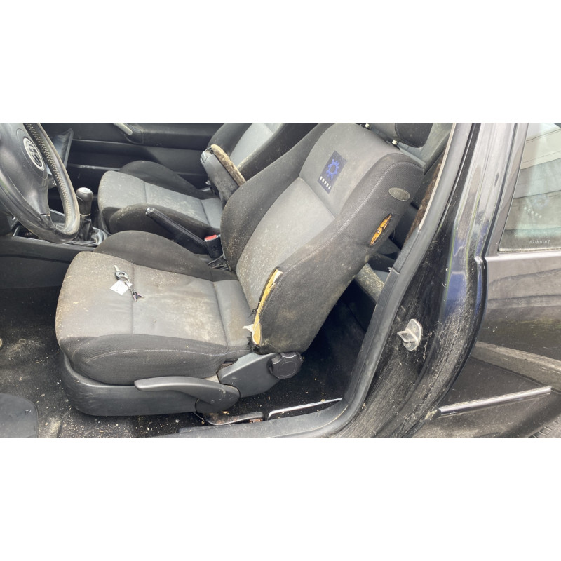 Vitre avant droit VOLKSWAGEN GOLF 4 Photo n°15