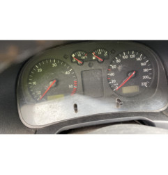 Vitre avant droit VOLKSWAGEN GOLF 4