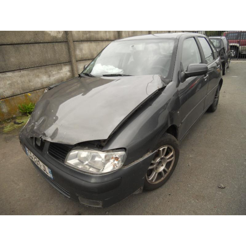 Pare choc arriere SEAT IBIZA 2 Photo n°21