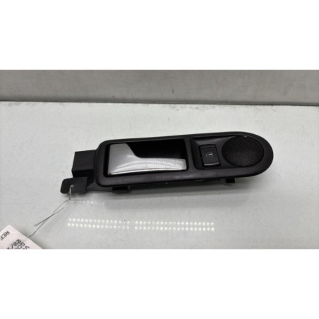 Poignee interieur arriere gauche VOLKSWAGEN GOLF 4 Photo n°1