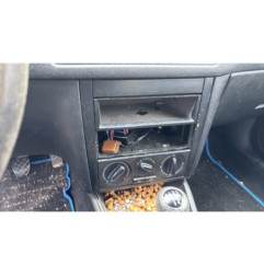 Poignee interieur arriere gauche VOLKSWAGEN GOLF 4