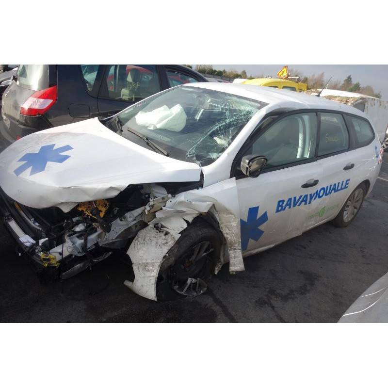 Compresseur clim PEUGEOT 308 2 SW Photo n°15