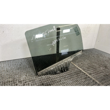 Vitre arriere gauche DACIA DUSTER 1