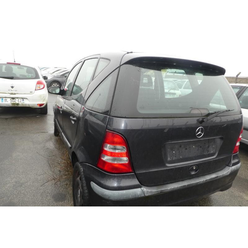 Pare choc arriere MERCEDES CLASSE A 168 Photo n°27