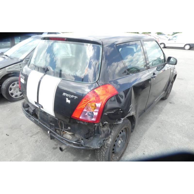 Compresseur clim SUZUKI SWIFT 3 Photo n°19