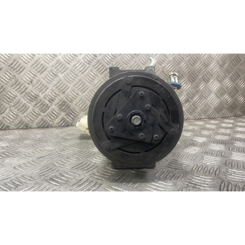 Compresseur clim ALFA ROMEO 159 Photo n°4